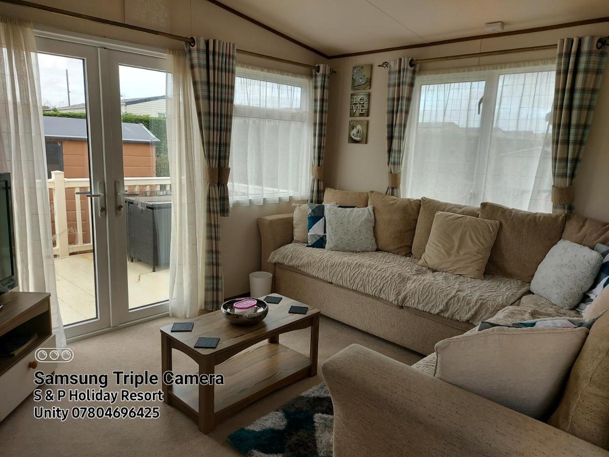 149 Holiday Resort Unity 3 Bedroom Passes Included บรีน ภายนอก รูปภาพ
