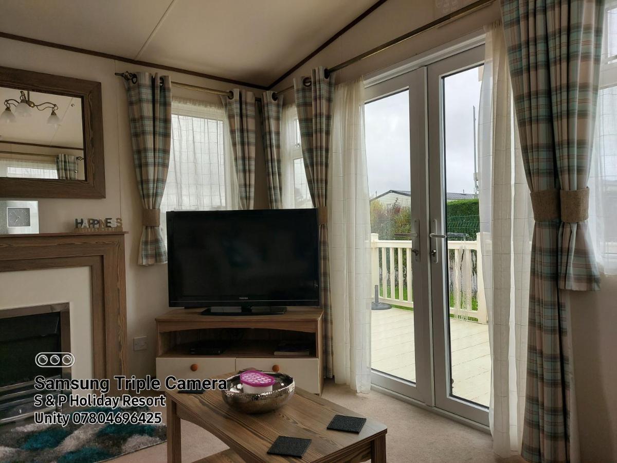 149 Holiday Resort Unity 3 Bedroom Passes Included บรีน ภายนอก รูปภาพ