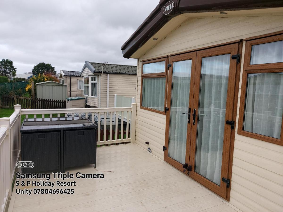 149 Holiday Resort Unity 3 Bedroom Passes Included บรีน ภายนอก รูปภาพ