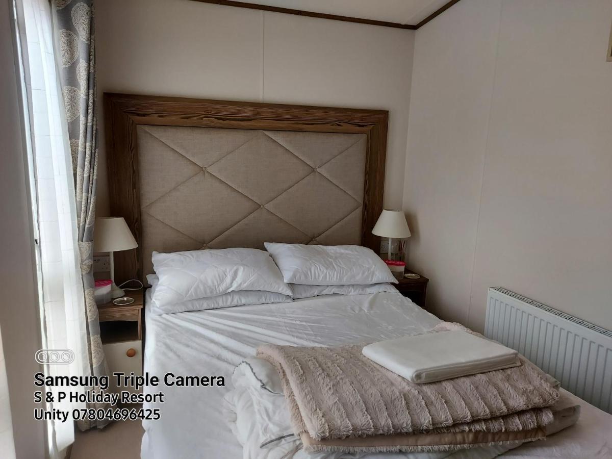 149 Holiday Resort Unity 3 Bedroom Passes Included บรีน ภายนอก รูปภาพ